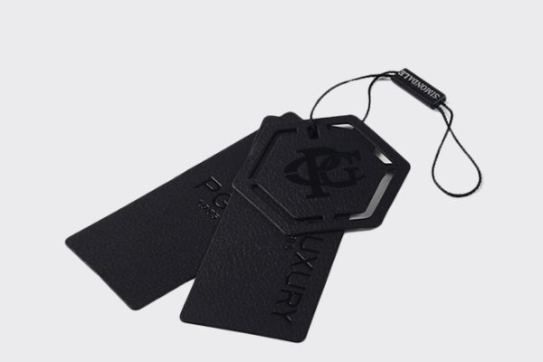 Defining Luxury: The Rise of Special Black Swing Hang Tags in Premium Men’s Fashion